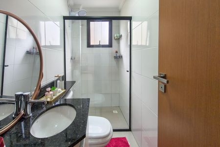 Apartamento para alugar com 80m², 2 quartos e 2 vagas Apartamento para alugar com 80m², 2 quartos e 2 vagasBanheiro da Suíte 1