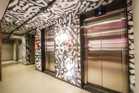 Studio à venda com 20m², 1 quarto e sem vaga Studio à venda com 20m², 1 quarto e sem vagaElevador