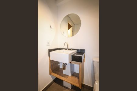 Banheiro de kitnet/studio à venda com 1 quarto, 20m² em Cerqueira César, São Paulo