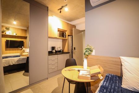 Quarto de kitnet/studio à venda com 1 quarto, 20m² em Cerqueira César, São Paulo