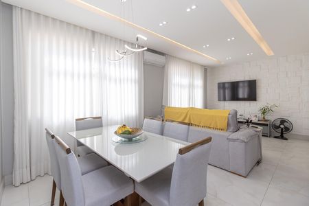 Apartamento à venda com 3 quartos, 90m² em Santa Amelia, Belo Horizonte