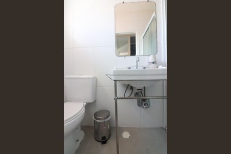 Casa de condomínio para alugar com 120m², 3 quartos e 1 vagaQuarto 1 - Suíte Banheiro 