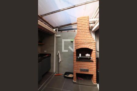 Casa de condomínio para alugar com 120m², 3 quartos e 1 vaga Casa de condomínio para alugar com 120m², 3 quartos e 1 vagaÁrea comum - Churrasqueira