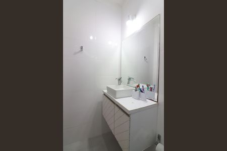 Casa de condomínio para alugar com 120m², 3 quartos e 1 vagaBanheiro Social