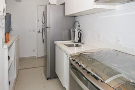 Cozinha e Área de Serviço de apartamento à venda com 2 quartos, 66m² em Lapa, São Paulo