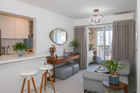 Sala de apartamento à venda com 2 quartos, 66m² em Lapa, São Paulo