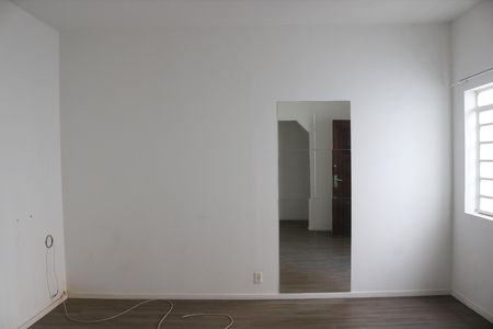 Apartamento para alugar com 95m², 2 quartos e sem vagaSala