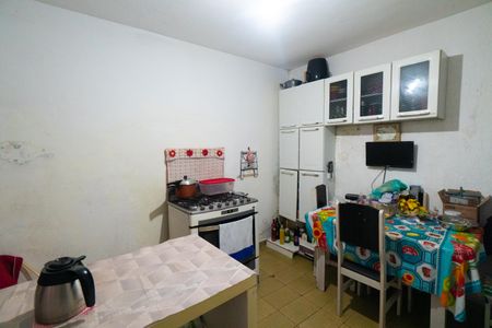 Casa à venda com 2 quartos, 100m² em Cidade Domitila, São Paulo