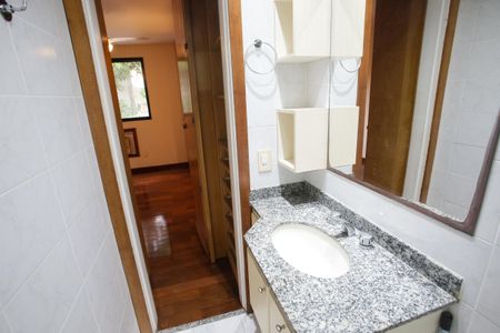 Apartamento à venda com 86m², 3 quartos e 2 vagasBanheiro da Suíte