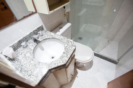 Apartamento à venda com 86m², 3 quartos e 2 vagasBanheiro Social