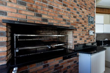 Apartamento à venda com 267m², 5 quartos e 3 vagas Apartamento à venda com 267m², 5 quartos e 3 vagasRooftop - Sala Gourmet