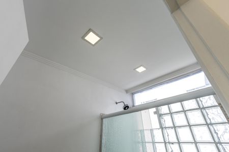 Apartamento à venda com 267m², 5 quartos e 3 vagas Apartamento à venda com 267m², 5 quartos e 3 vagasRooftop - Quarto 1 - Banheiro da Suite