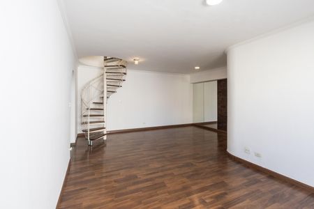 Apartamento à venda com 267m², 5 quartos e 3 vagas Apartamento à venda com 267m², 5 quartos e 3 vagasSala