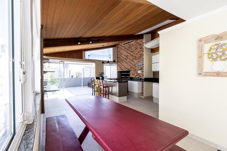Apartamento à venda com 267m², 5 quartos e 3 vagas Apartamento à venda com 267m², 5 quartos e 3 vagasRooftop - Sala Gourmet