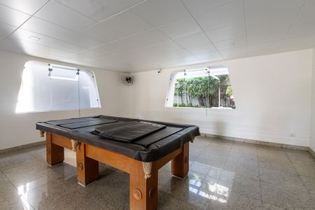 Apartamento à venda com 267m², 5 quartos e 3 vagas Apartamento à venda com 267m², 5 quartos e 3 vagasEspaço de Jogos