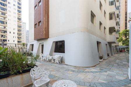 Apartamento à venda com 267m², 5 quartos e 3 vagas Apartamento à venda com 267m², 5 quartos e 3 vagasJardins