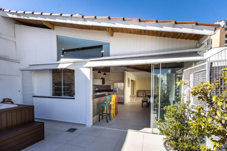 Apartamento à venda com 267m², 5 quartos e 3 vagas Apartamento à venda com 267m², 5 quartos e 3 vagasRooftop - Terraço