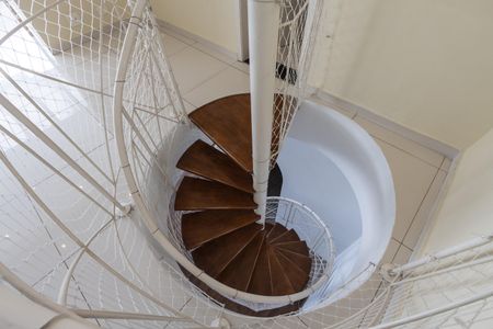 Apartamento à venda com 267m², 5 quartos e 3 vagas Apartamento à venda com 267m², 5 quartos e 3 vagasRooftop - Escadas