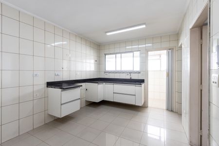 Apartamento à venda com 267m², 5 quartos e 3 vagas Apartamento à venda com 267m², 5 quartos e 3 vagasCozinha