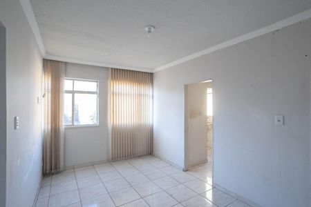 Sala de apartamento para alugar com 2 quartos, 54m² em Santa Terezinha, Belo Horizonte