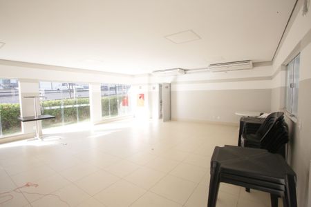 Apartamento para alugar com 49m², 2 quartos e 1 vagaÁrea comum - Salão de festas