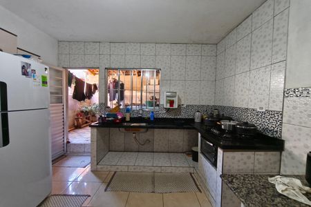 Casa à venda com 150m², 2 quartos e 1 vagaCozinha 
