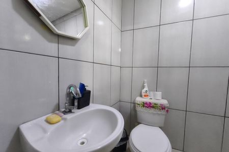 Casa à venda com 150m², 2 quartos e 1 vagaLavabo