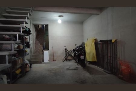 Casa à venda com 11 quartos, 200m² em Conjunto Promorar Estrada da Parada, São Paulo