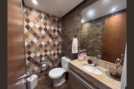 Casa de condomínio para alugar com 84m², 3 quartos e 2 vagasLavabo