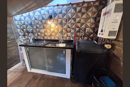 Casa de condomínio para alugar com 84m², 3 quartos e 2 vagasÁrea de Serviço