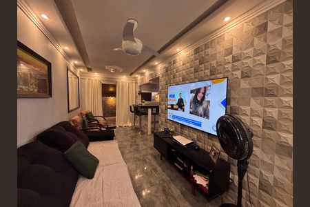 Sala de casa de condomínio para alugar com 3 quartos, 84m² em Vargem Grande, Rio de Janeiro