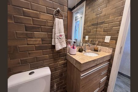 Casa de condomínio para alugar com 84m², 3 quartos e 2 vagasLavabo