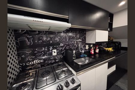 Casa de condomínio para alugar com 84m², 3 quartos e 2 vagasCozinha