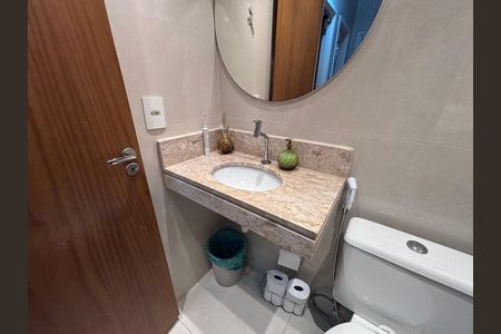 Casa de condomínio para alugar com 84m², 3 quartos e 2 vagasBanheiro
