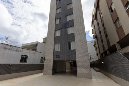 Apartamento para alugar com 70m², 2 quartos e 1 vagaÁrea comum