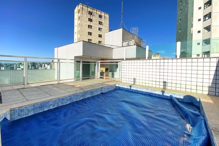 Apartamento à venda com 259m², 4 quartos e 3 vagas Apartamento à venda com 259m², 4 quartos e 3 vagasPiscina