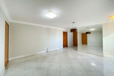 Apartamento à venda com 259m², 4 quartos e 3 vagas Apartamento à venda com 259m², 4 quartos e 3 vagasSala