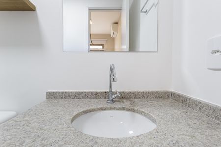 Apartamento para alugar com 28m², 1 quarto e sem vaga Apartamento para alugar com 28m², 1 quarto e sem vagaBanheiro da Suíte