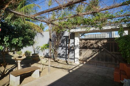 Área externa de casa para alugar com 2 quartos, 120m² em Itaipuaçu, Maricá