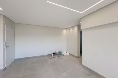 Apartamento à venda com 64m², 2 quartos e 1 vaga