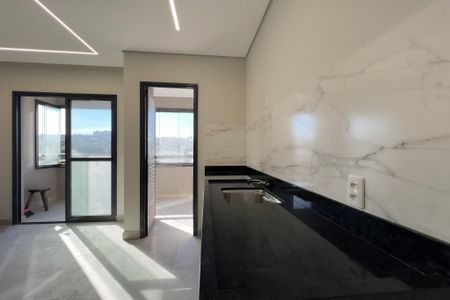 Apartamento à venda com 2 quartos, 64m² em Vila Angeli, Valinhos