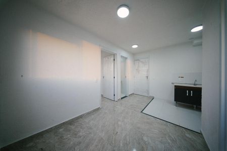 Apartamento para alugar com 33m², 2 quartos e sem vaga Apartamento para alugar com 33m², 2 quartos e sem vagaSala