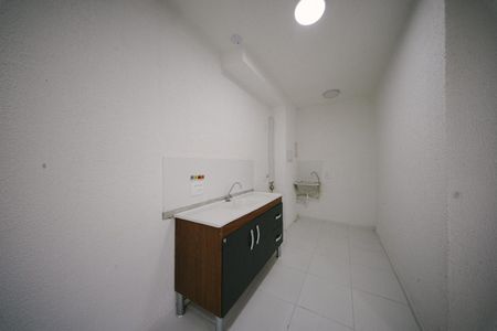 Apartamento para alugar com 33m², 2 quartos e sem vaga Apartamento para alugar com 33m², 2 quartos e sem vagaCozinha e Área de Serviço