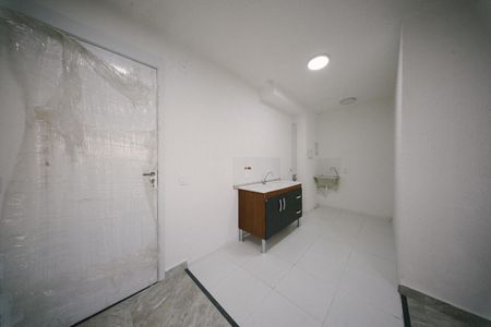 Apartamento para alugar com 33m², 2 quartos e sem vaga Apartamento para alugar com 33m², 2 quartos e sem vagaCozinha e Área de Serviço