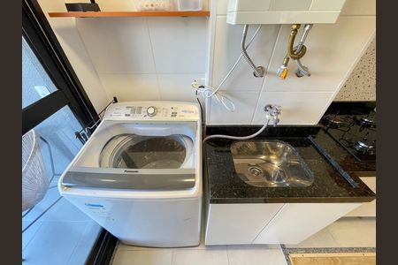 Apartamento para alugar com 42m², 2 quartos e sem vaga Apartamento para alugar com 42m², 2 quartos e sem vagaCozinha e Área de Serviço