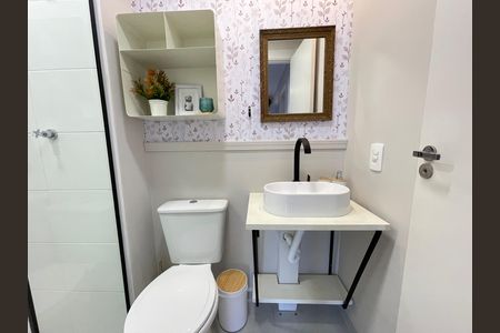 Apartamento para alugar com 42m², 2 quartos e sem vaga Apartamento para alugar com 42m², 2 quartos e sem vagaBanheiro