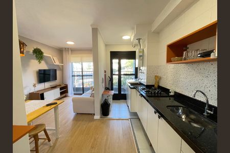 Apartamento para alugar com 42m², 2 quartos e sem vaga Apartamento para alugar com 42m², 2 quartos e sem vagaCozinha e Área de Serviço