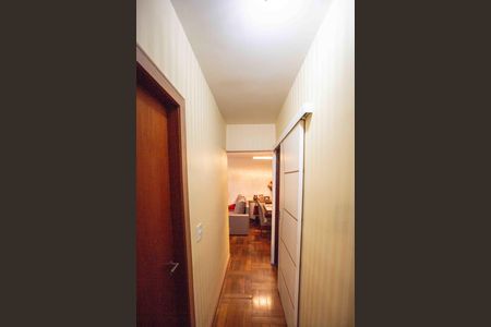 Apartamento à venda com 74m², 3 quartos e 1 vagaCorredor