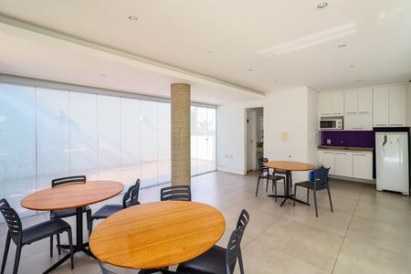 Apartamento para alugar com 60m², 2 quartos e 2 vagas
