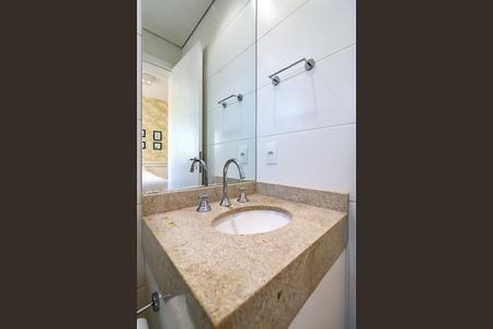 Apartamento para alugar com 60m², 2 quartos e 2 vagas